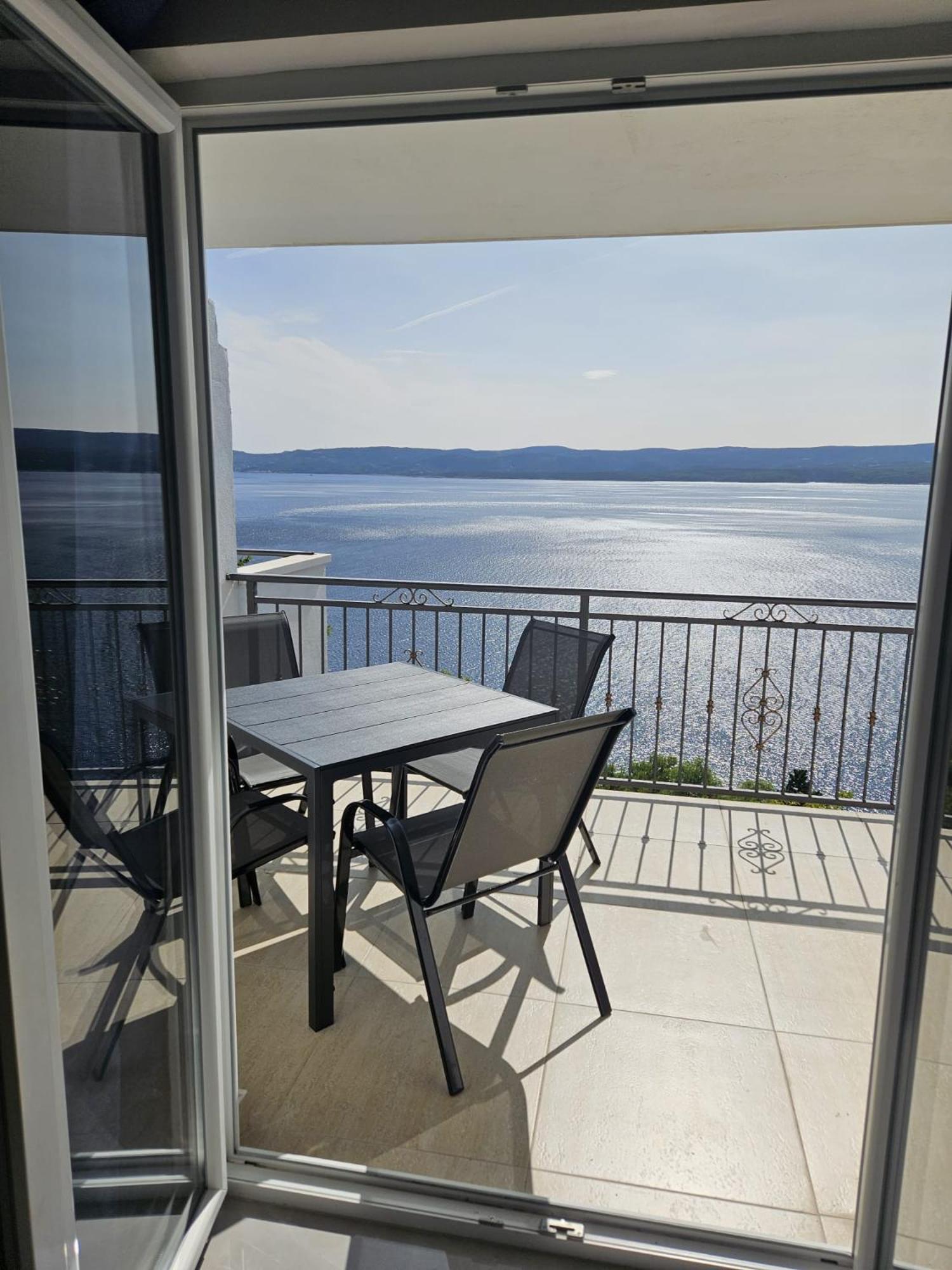 Sea View Apartment Mimice Bagian luar foto