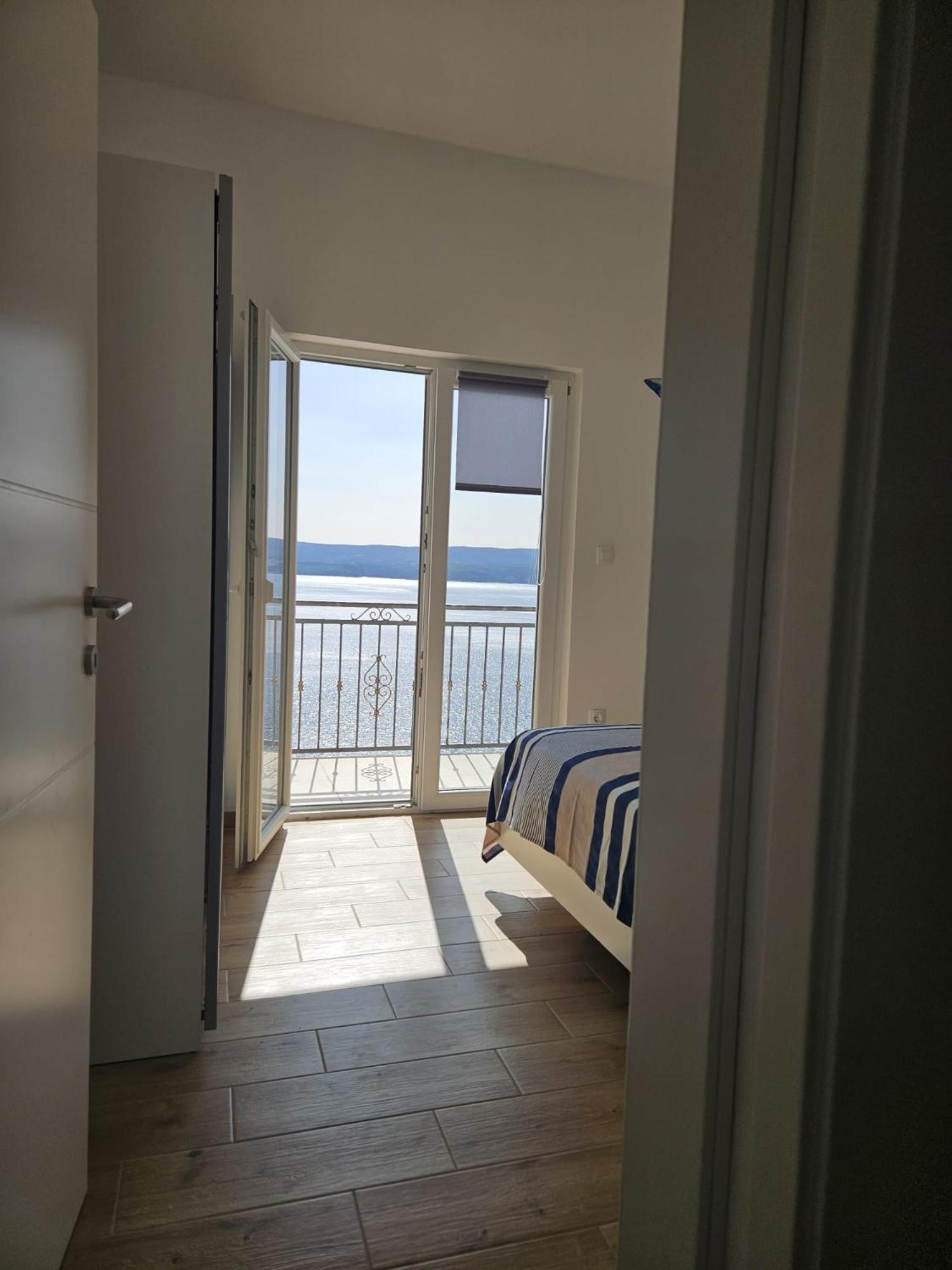 Sea View Apartment Mimice Bagian luar foto